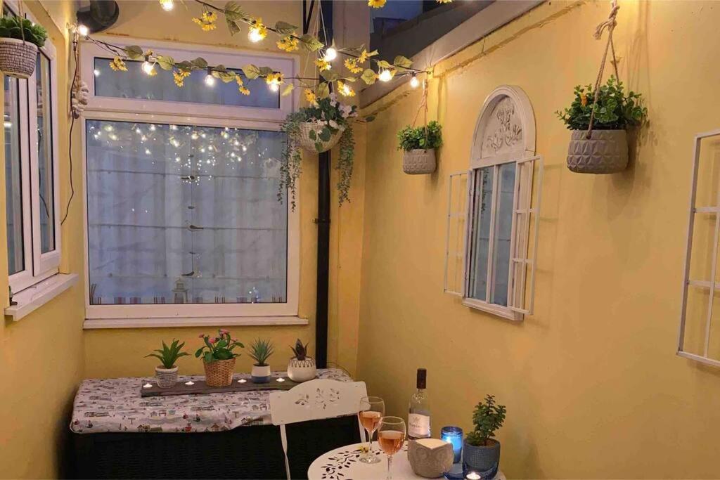 Lilly'S Cottage, Filey, Sleeps 8 Екстер'єр фото