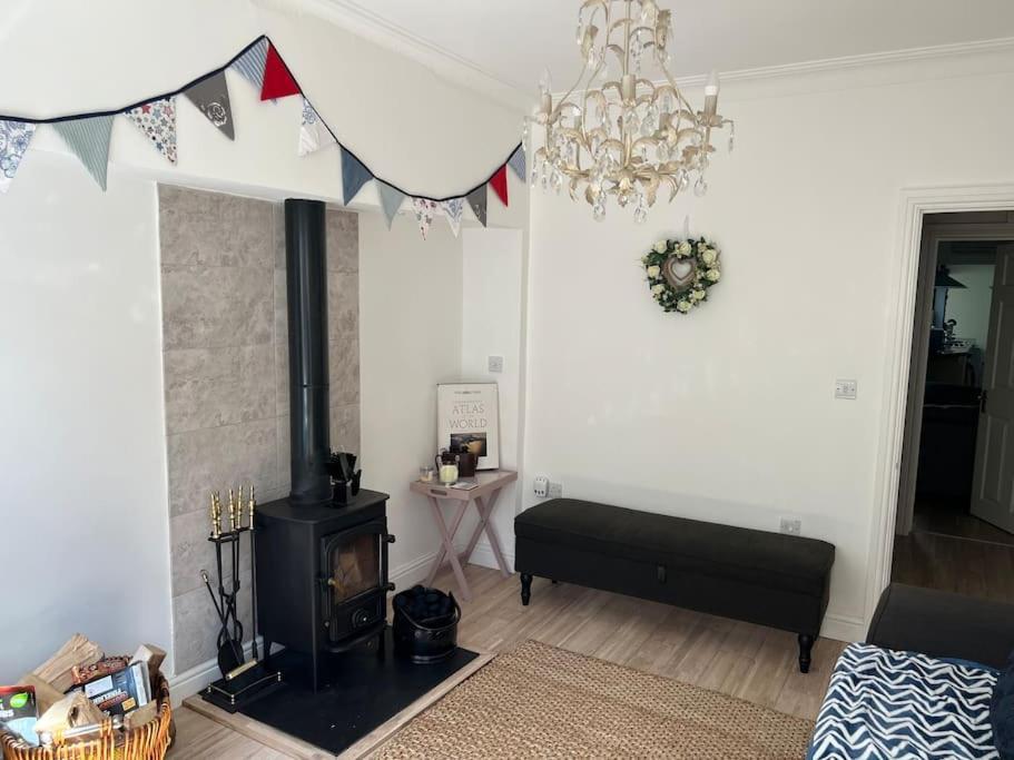 Lilly'S Cottage, Filey, Sleeps 8 Екстер'єр фото